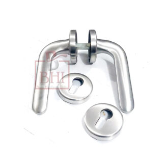 Stainless Steel Door Handle On Rose With Keyhole 135mm #4066