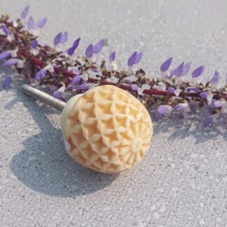 WhatsApp Image 2023-10-25 at 3.06.44 PM (1) CABINET KNOB RESIN 30mm #6548 (Set of 6 Pcs)