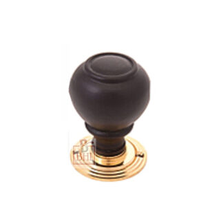 BEEHIVE REEDED DOOR KNOB ON FLAT REEDED ROSE #7630