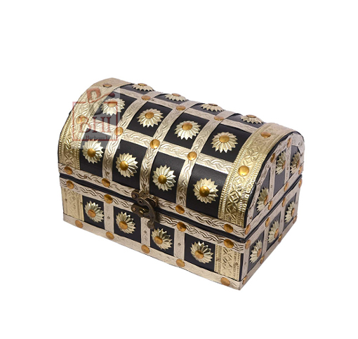 Wood Jwellery Box/Trunk #7649