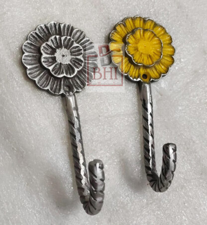 Cast Iron Coat Hook 130mm #8316 - Image 3